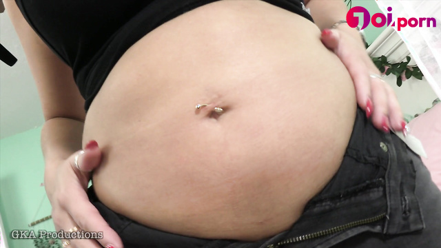 Nikki - Pregnant milf teases and excites you with her belly - Ginarys Kinky Adventures