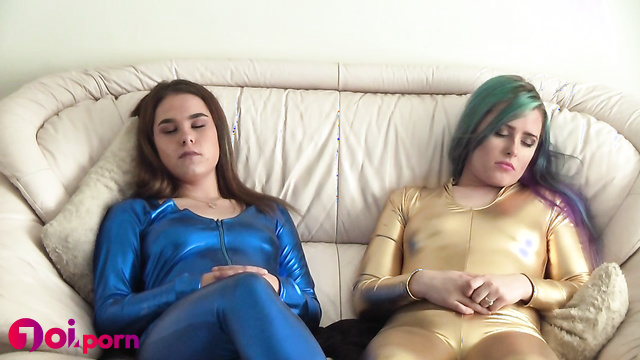 Mind Training Session: Controlling Layla and Lacey's Programming - Entrancement