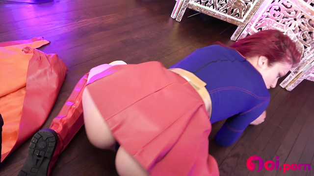 Supergirl Kat Vanwylder mesmerized and twerking - Barbatus Fetish And Training Academ