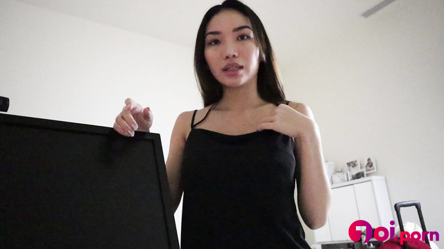 She promised that she wouldn't tell anyone that you are virgin, asmr - Princess Leni
