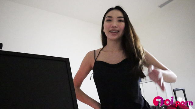 She promised that she wouldn't tell anyone that you are virgin, asmr - Princess Leni
