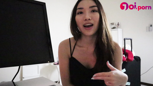She promised that she wouldn't tell anyone that you are virgin, asmr - Princess Leni