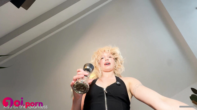 Looks like you’re her dinner, giantess femdom - Goddess Christina