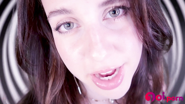 Look into her dirty eyes, they thought you are a loser - Princess Violette