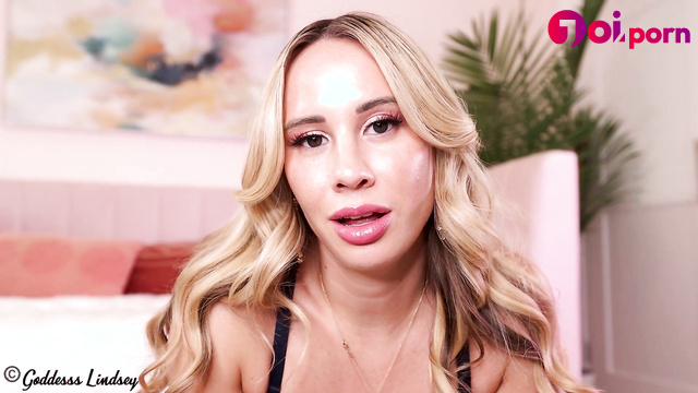 Playing with your desire and keeping control - Luscious Lindsey
