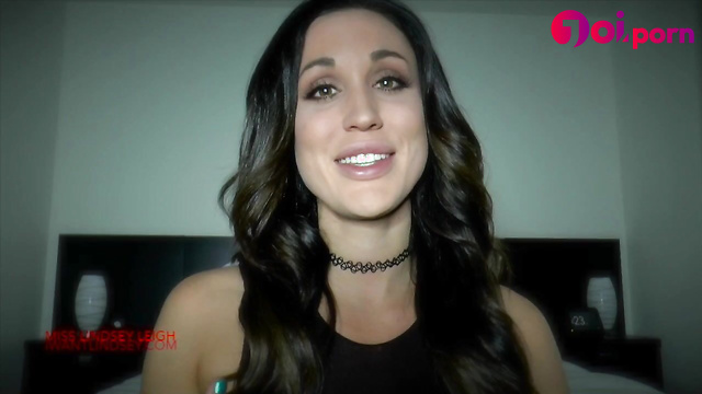 The girl teases you with her hot plump lips, making you cum - Lindsey Leigh