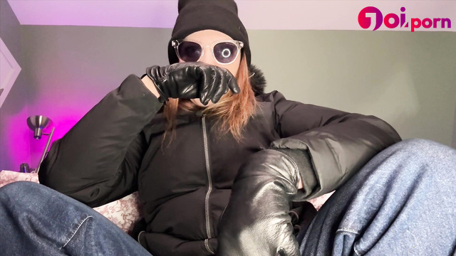 She wants you to see all her outfits, mr small penis / sph - SneezeGoddess