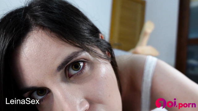 Hot Spanish girl services you with her mouth and rides your dick - Leina Sex
