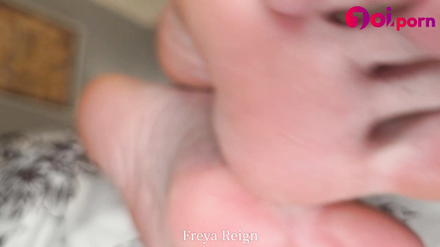 Mistress makes you lick her feet while she is being fucked - Freya Reign