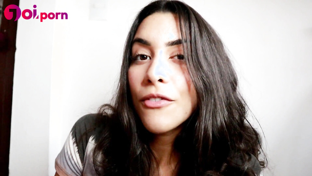 Please, jerk off on her perfect ass, babe - Fablazed