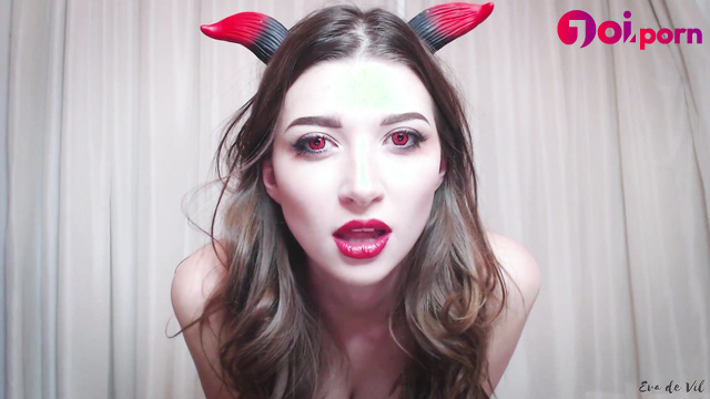 This sexy devil will seduce you, look - Eva De Vil