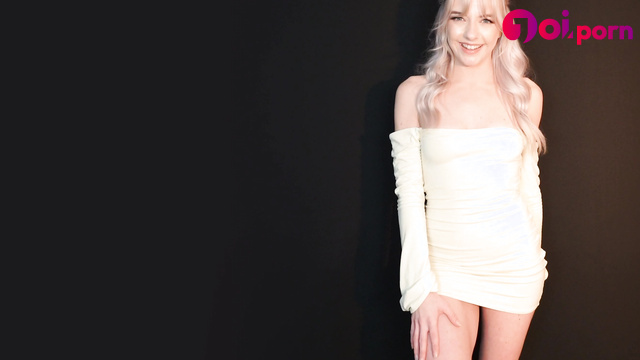 Cute blonde and her dirty thoughts & talks - Gabie