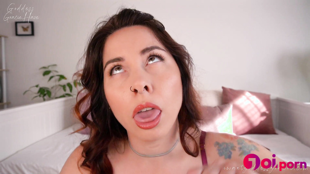 Fist fuck, that's all you can do - Goddess Gracie Haze