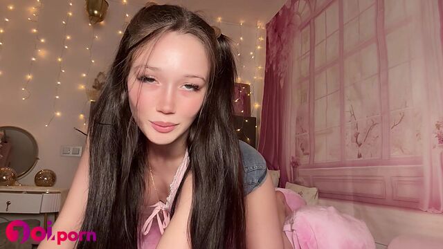 Cute sweet girl mindfucks you - Brattyprincesss